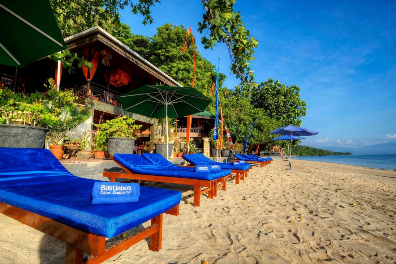 Bastianos Bunaken Dive Resort Екстер'єр фото